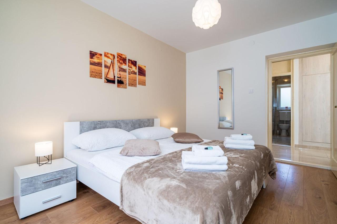 Apartment Ding Dong Ragusa Esterno foto